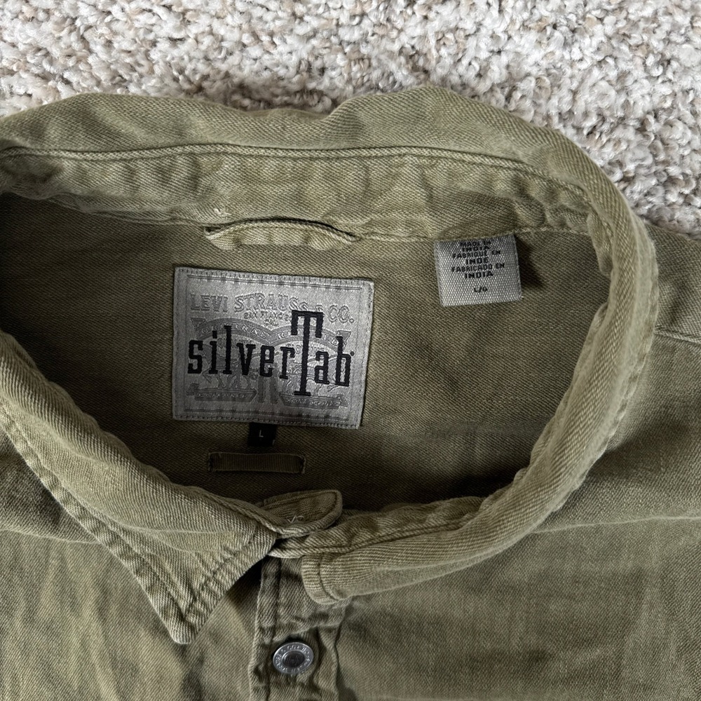 Levis SilverTab Shirt Mens Large Olive Green Relaxed Fit Cotton Button Up Denim - Picture 6 of 12